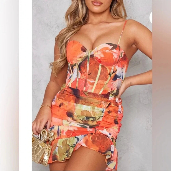 Prettylittlething Orange floral print frill hem bodycon dress - Picture 2 of 11